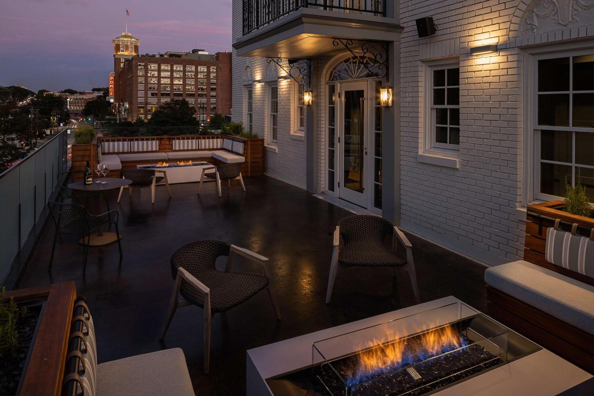 Wylie Atlanta, Tapestry Collection By Hilton Hotel 4*